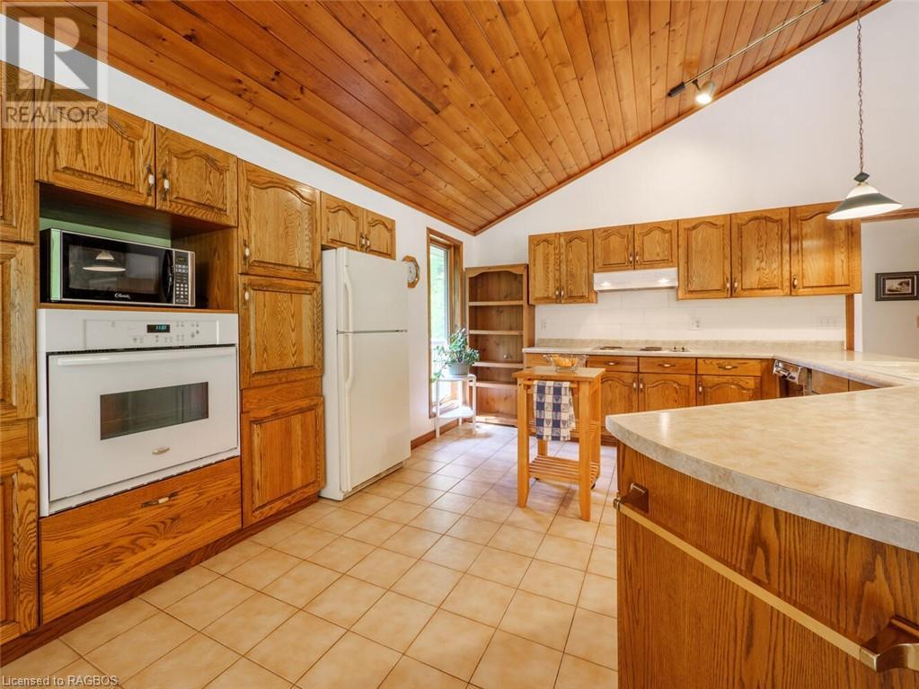 35 Avele Road, South Bruce Peninsula, Ontario  N0H 2T0 - Photo 12 - 40561009