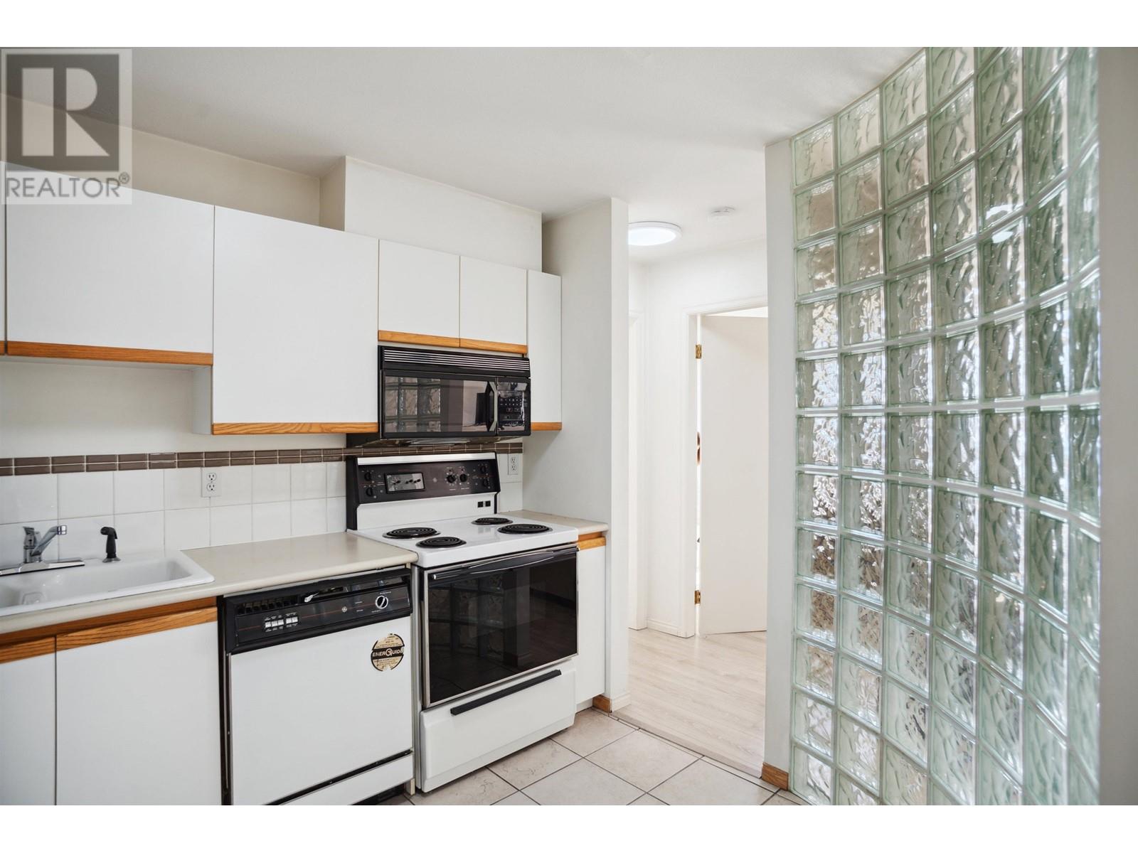 802 98 Tenth Street, New Westminster, British Columbia  V3M 6L8 - Photo 11 - R2863418