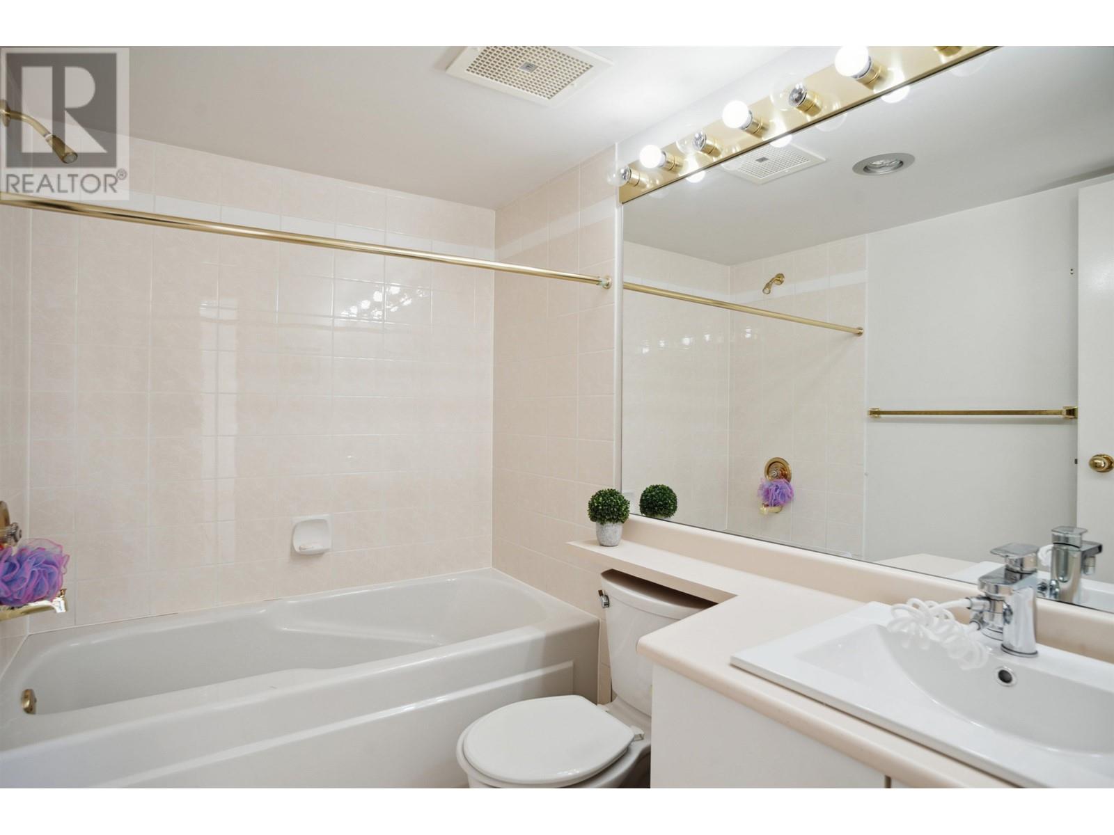 802 98 Tenth Street, New Westminster, British Columbia  V3M 6L8 - Photo 15 - R2863418