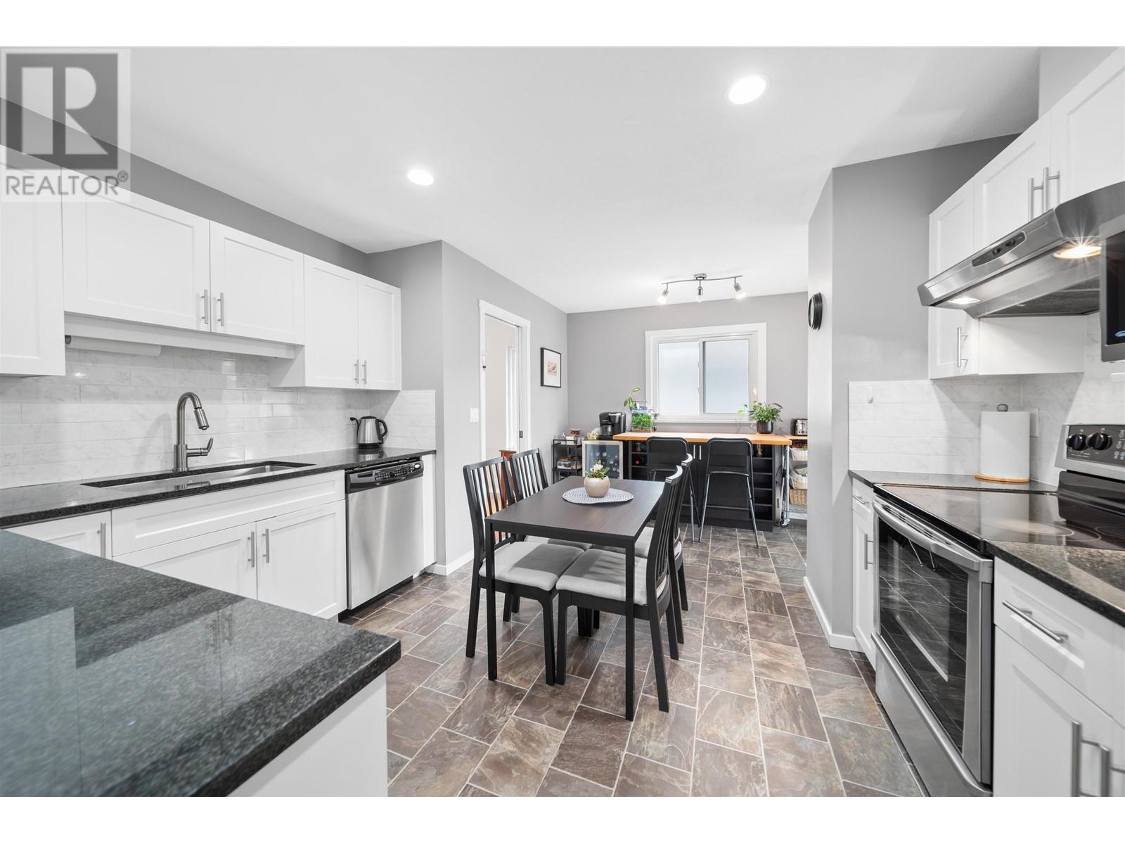 1268 Chelsea Avenue, Port Coquitlam, British Columbia  V3B 7J9 - Photo 9 - R2863421
