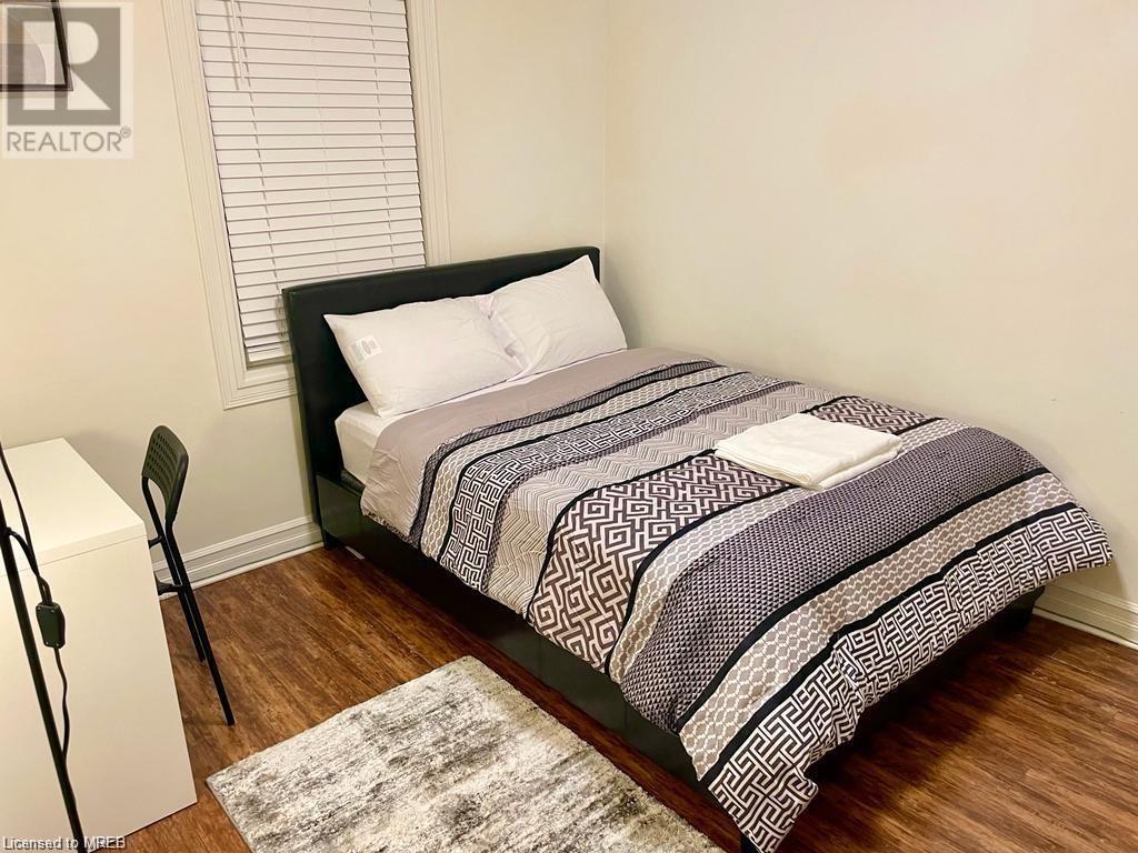 121 West 5th Street, Hamilton, Ontario  L9C 3N7 - Photo 17 - 40541325