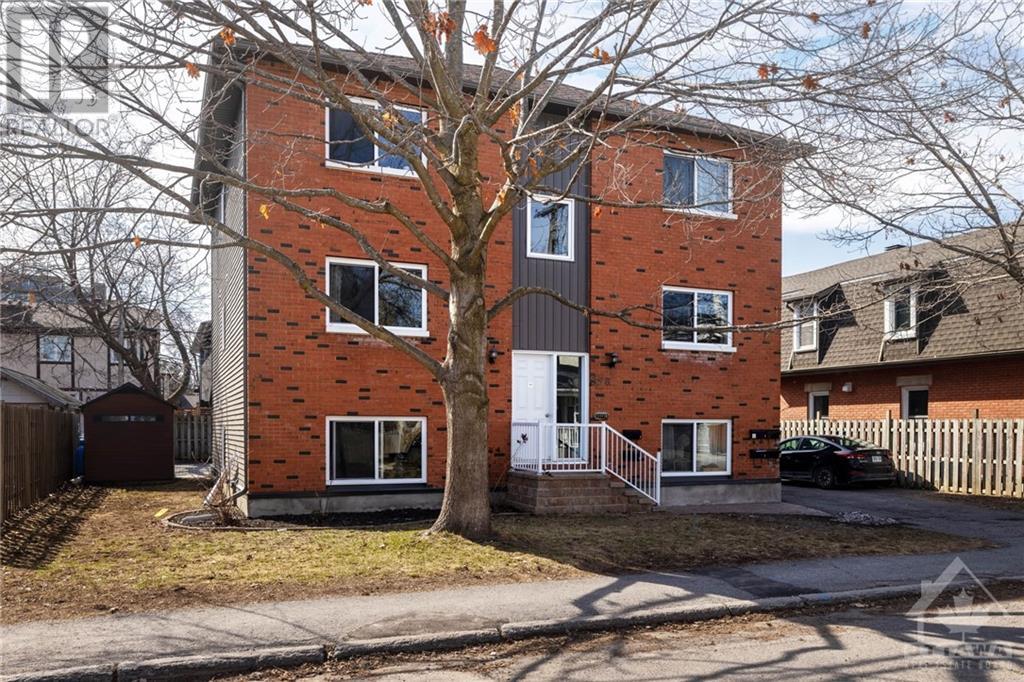 358 Winston Avenue, Ottawa, Ontario  K2A 1Y5 - Photo 3 - 1383452