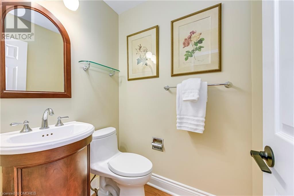 2155 Pineview Drive, Oakville, Ontario  L6H 5M3 - Photo 19 - 40554740