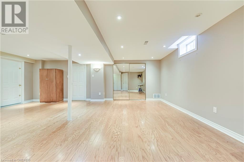 2155 Pineview Drive, Oakville, Ontario  L6H 5M3 - Photo 38 - 40554740