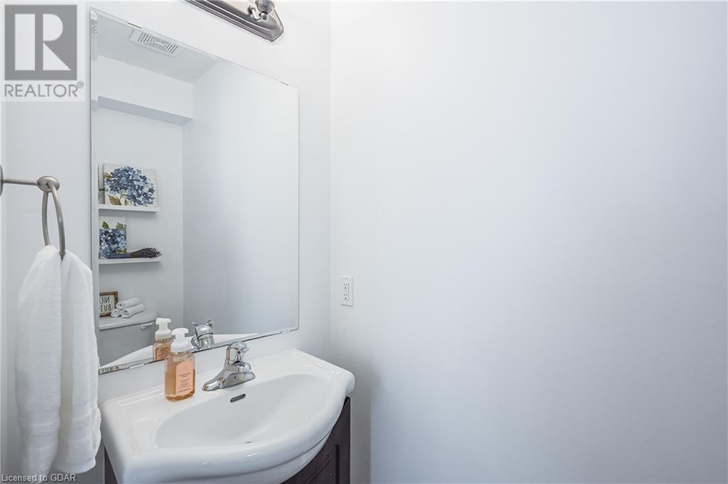35 Mountford Drive Unit# 57, Guelph, Ontario  N1E 0G6 - Photo 18 - 40561895
