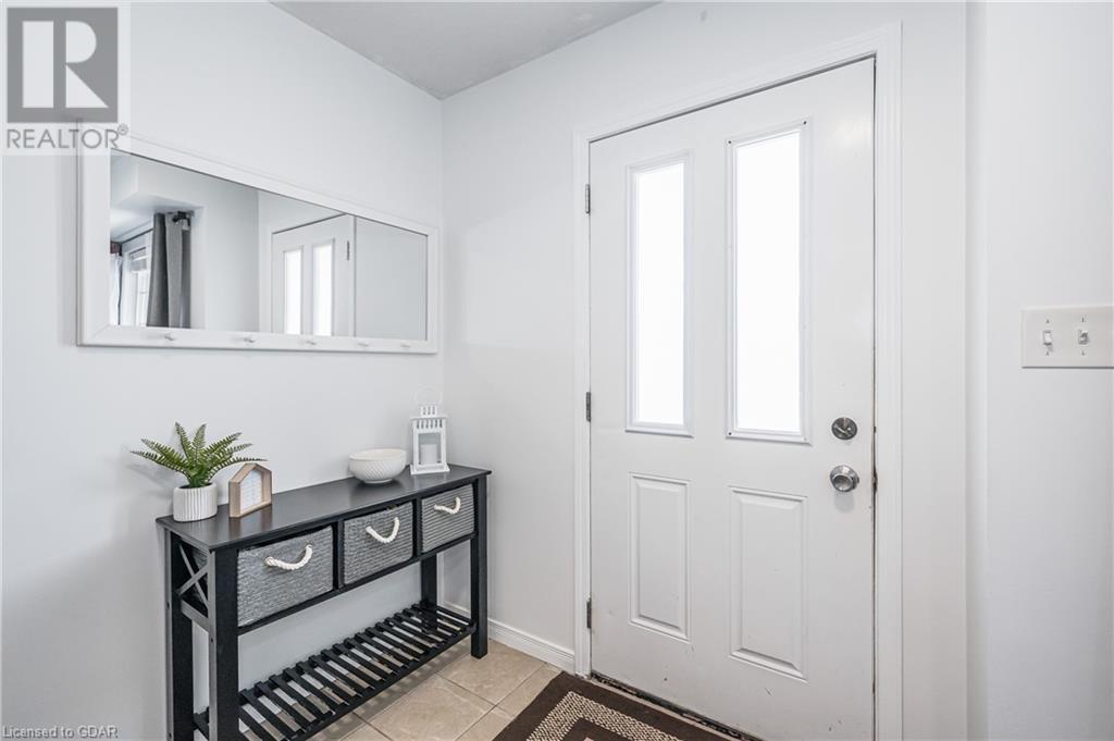 35 Mountford Drive Unit# 57, Guelph, Ontario  N1E 0G6 - Photo 2 - 40561895