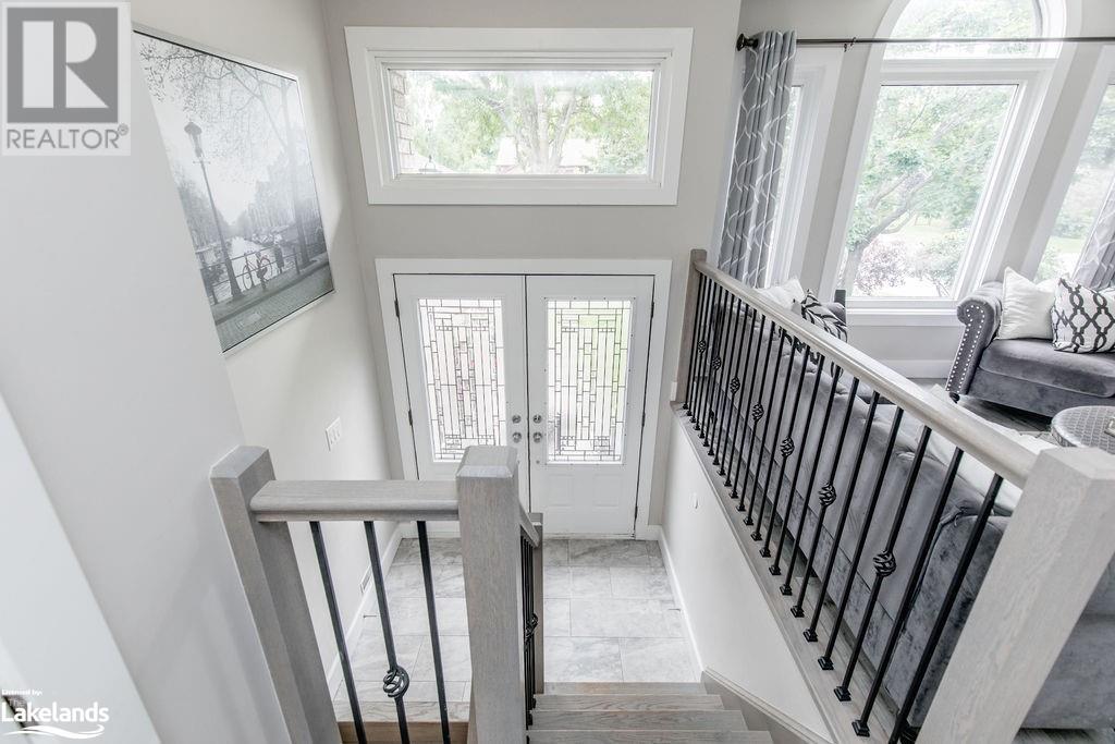 1 Timberland Crescent, Wasaga Beach, Ontario  L9Z 1G7 - Photo 2 - 40562391