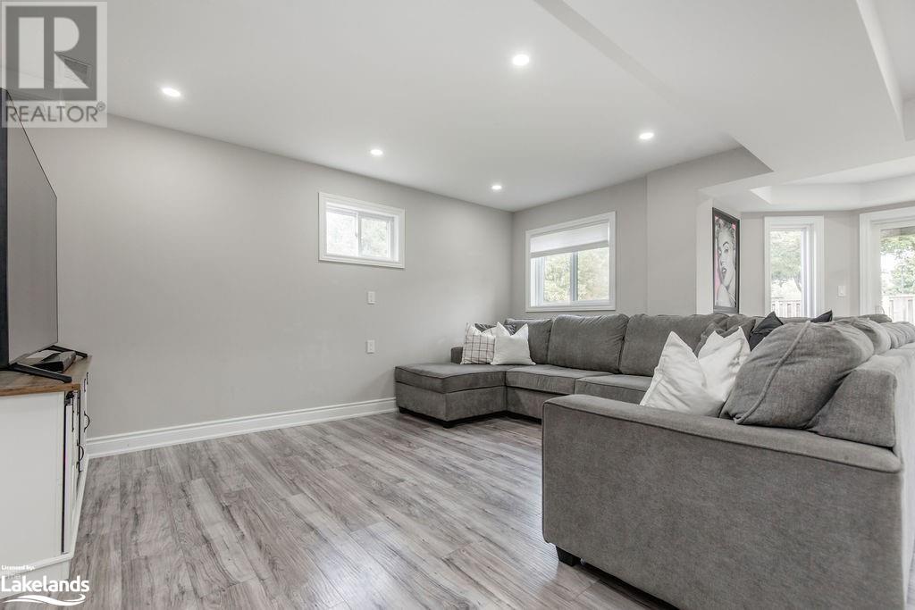 1 Timberland Crescent, Wasaga Beach, Ontario  L9Z 1G7 - Photo 24 - 40562391