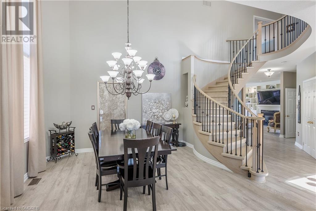 4263 Clubview Drive, Burlington, Ontario  L7M 4X2 - Photo 5 - 40561365