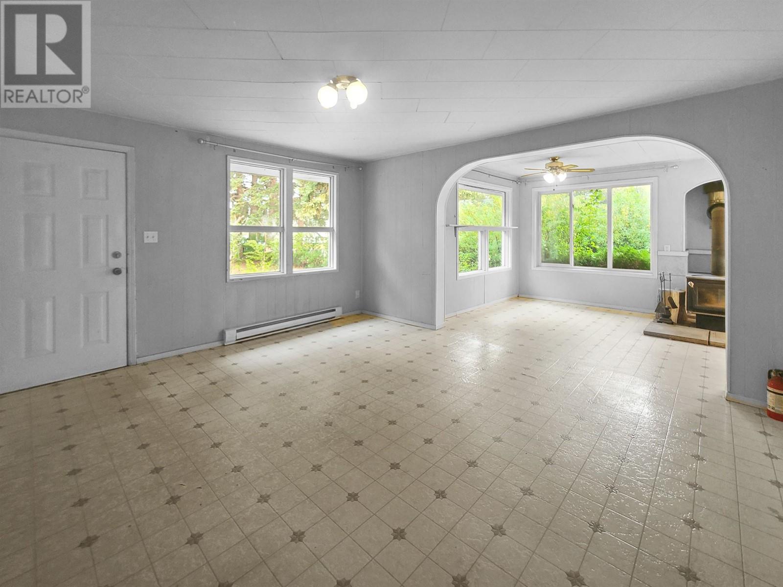 1275 4th Avenue, Valemount, British Columbia  V0E 2Z0 - Photo 11 - R2863442