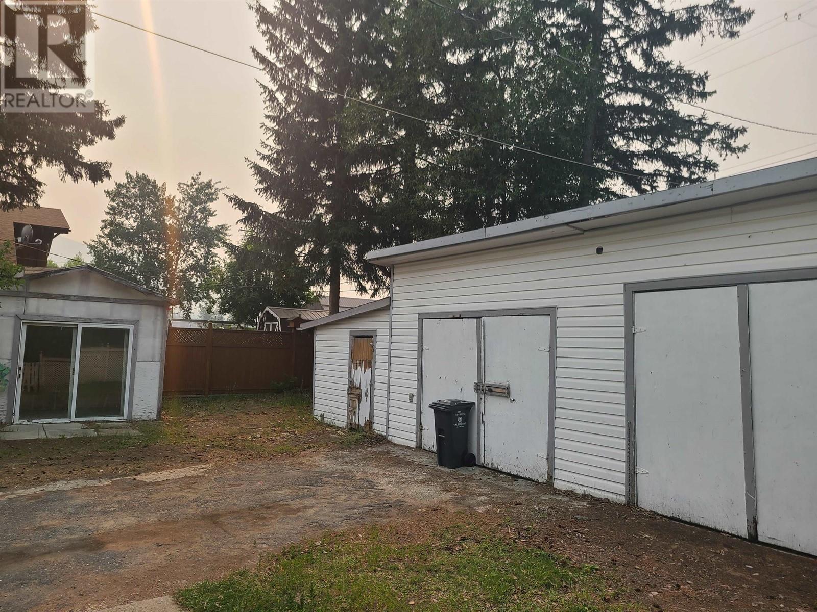 1275 4th Avenue, Valemount, British Columbia  V0E 2Z0 - Photo 16 - R2863442