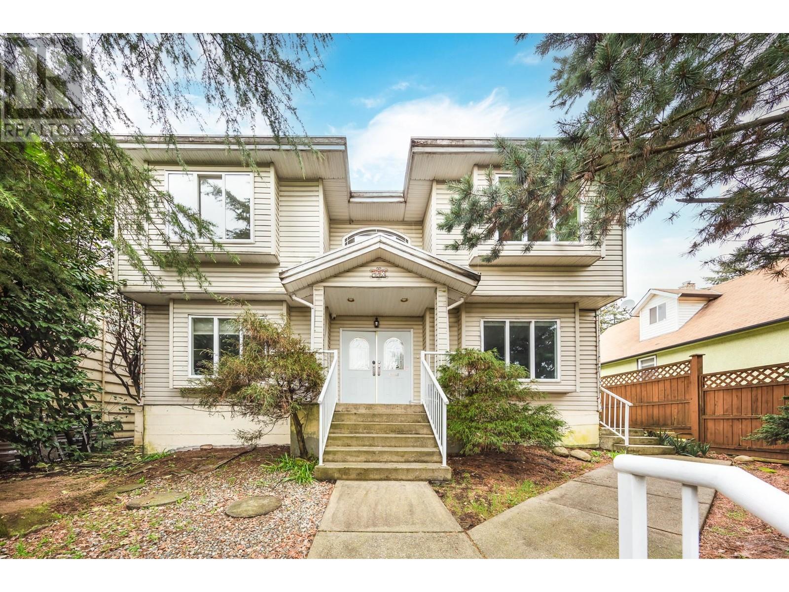 443 Rousseau Street, New Westminster, British Columbia  V3L 3R4 - Photo 1 - R2863381