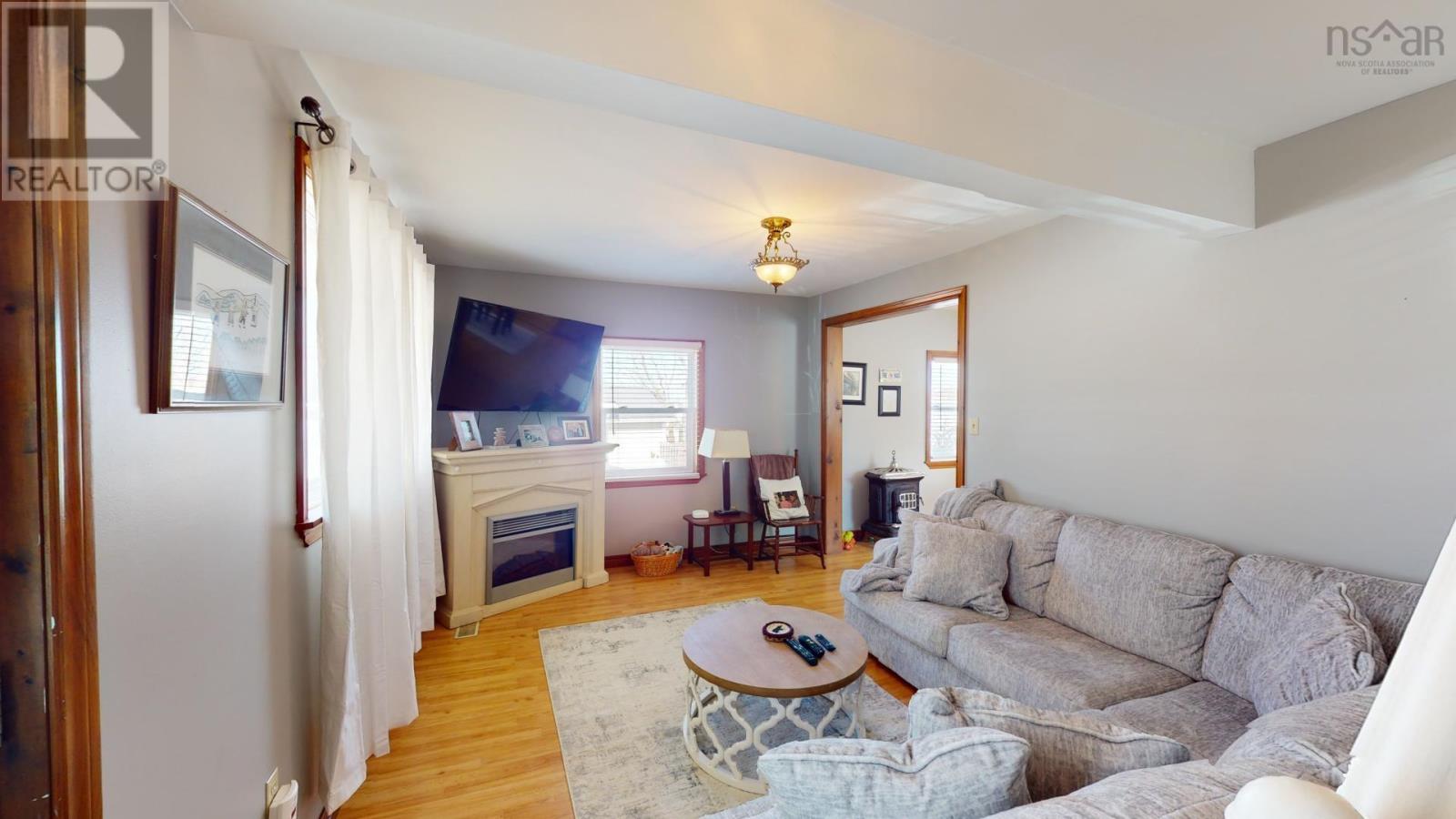 1744 Victoria Street, Westville, Nova Scotia  B0K 2A0 - Photo 2 - 202405586