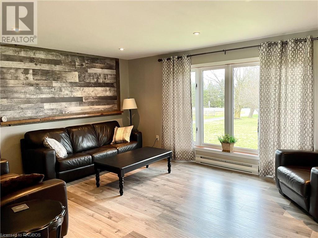 110 Main Street, Tiverton, Ontario  N0G 2T0 - Photo 6 - 40562582