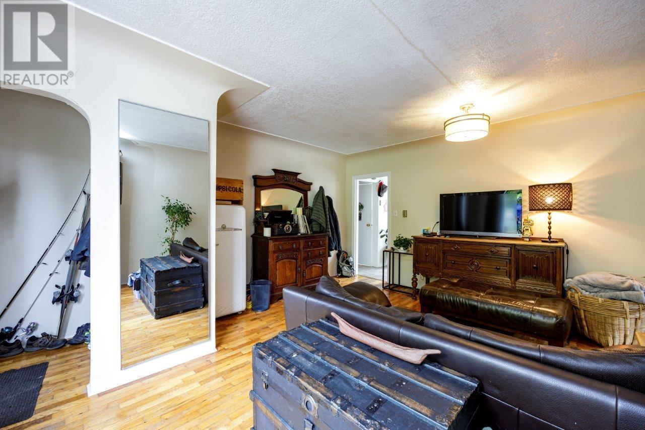 119 E Kings Road, North Vancouver, British Columbia  V7N 1H4 - Photo 10 - R2863536