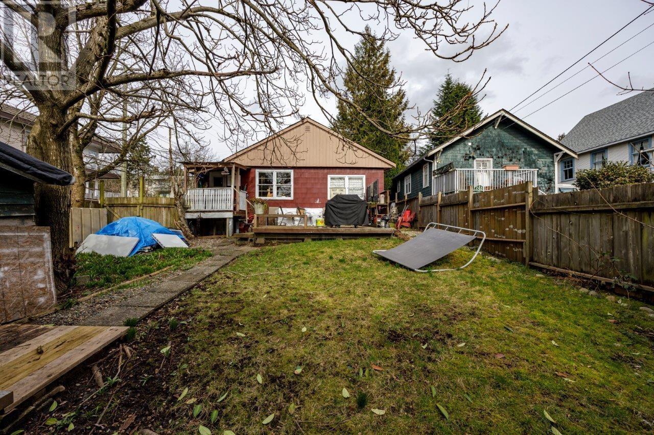 119 E Kings Road, North Vancouver, British Columbia  V7N 1H4 - Photo 8 - R2863536
