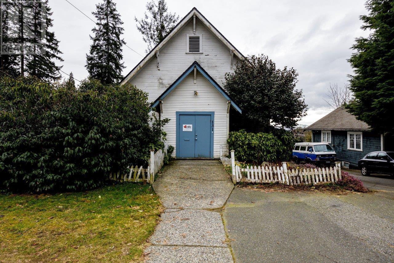 131 E Kings Road, North Vancouver, British Columbia  V7N 1H4 - Photo 6 - R2863561