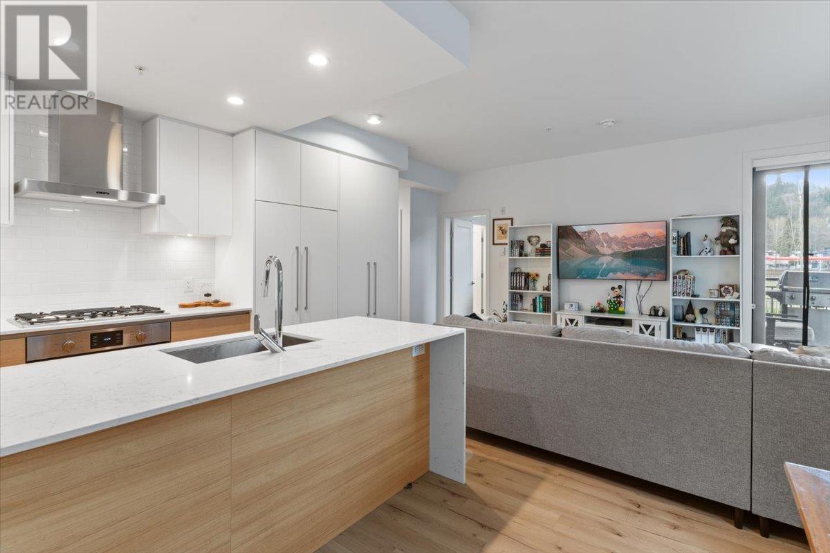 303 3131 Murray Street, Port Moody, British Columbia  V3H 0L9 - Photo 8 - R2863519