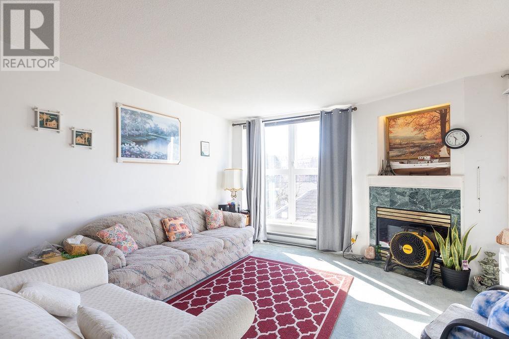 209 1519 Grant Avenue, Port Coquitlam, British Columbia  V3B 7S8 - Photo 2 - R2863554
