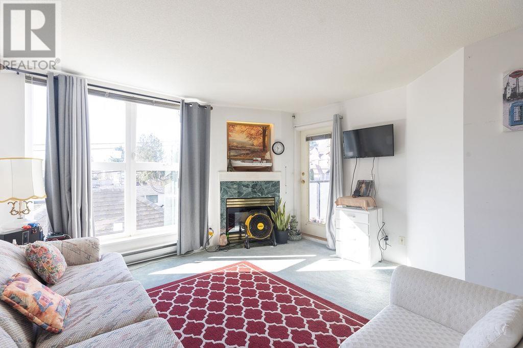 209 1519 Grant Avenue, Port Coquitlam, British Columbia  V3B 7S8 - Photo 3 - R2863554