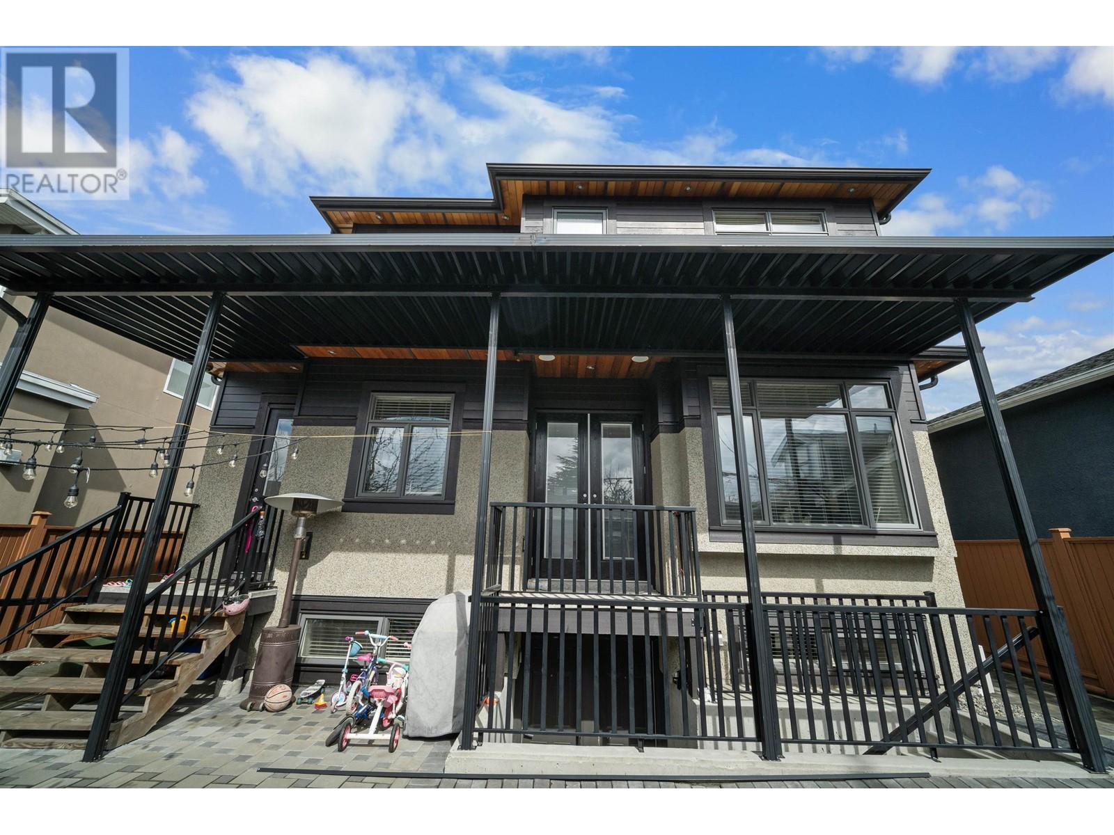 Listing Picture 21 of 24 : 796 E 52ND AVENUE, Vancouver / 溫哥華 - 魯藝地產 Yvonne Lu Group - MLS Medallion Club Member