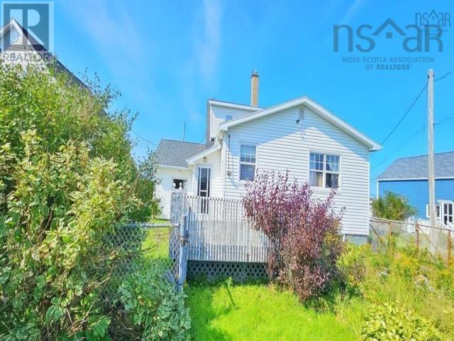 236 Wallace Road, Glace Bay, Nova Scotia  B1A 4P4 - Photo 3 - 202405609