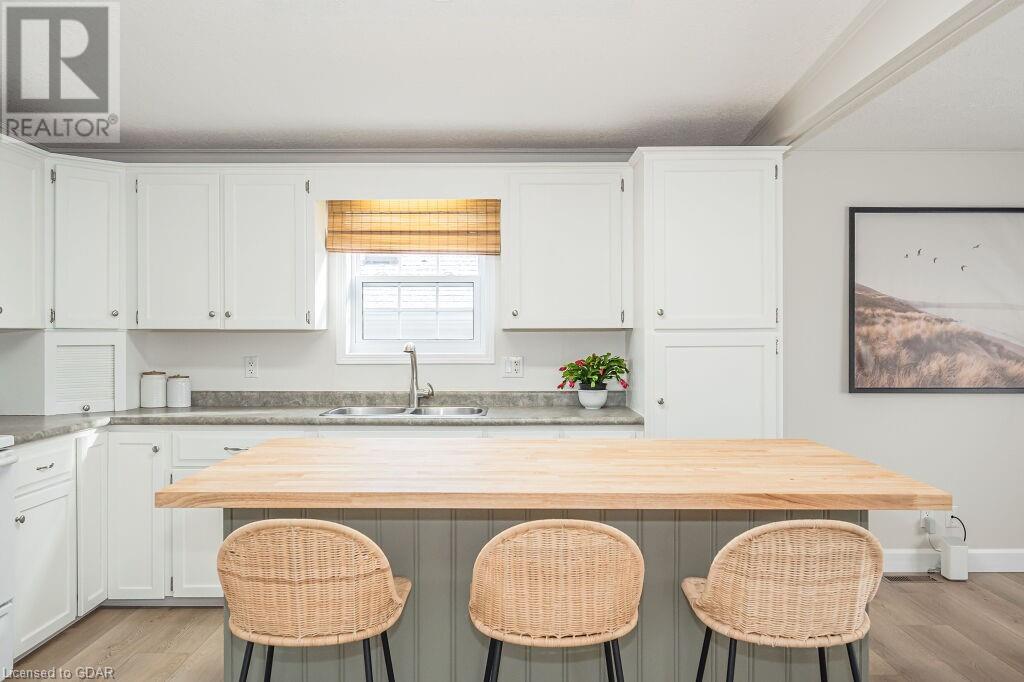 17 Golden Pond Road, Aberfoyle, Ontario  N0B 2C0 - Photo 4 - 40562811