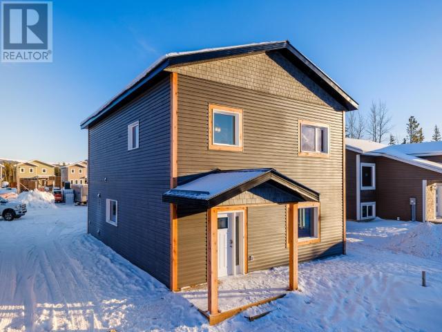 73 Wyvern Avenue, Whitehorse, Yukon  Y1A 0S9 - Photo 3 - 15496