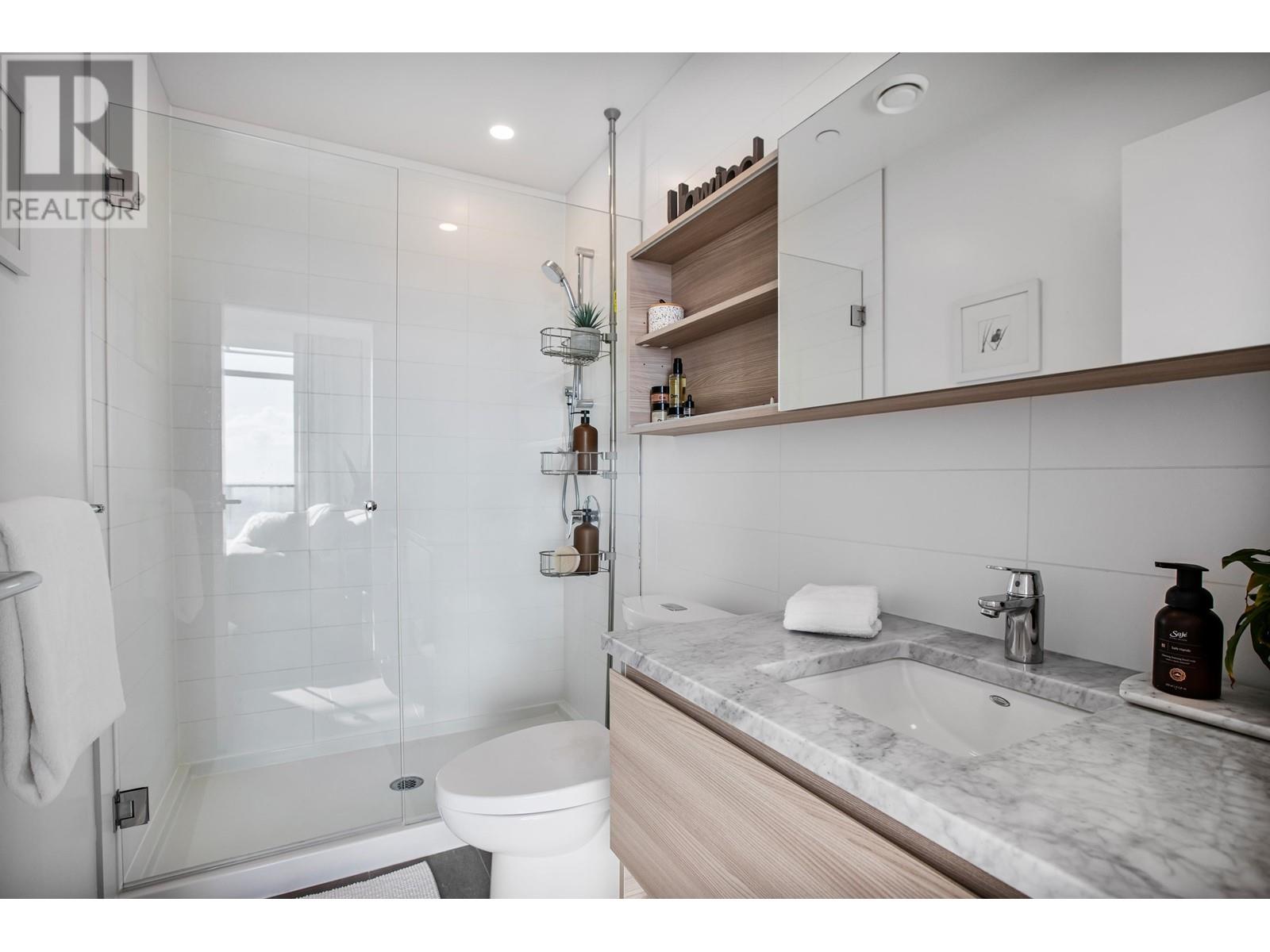 2704 652 Whiting Way, Coquitlam, British Columbia  V3J 0K3 - Photo 15 - R2863619