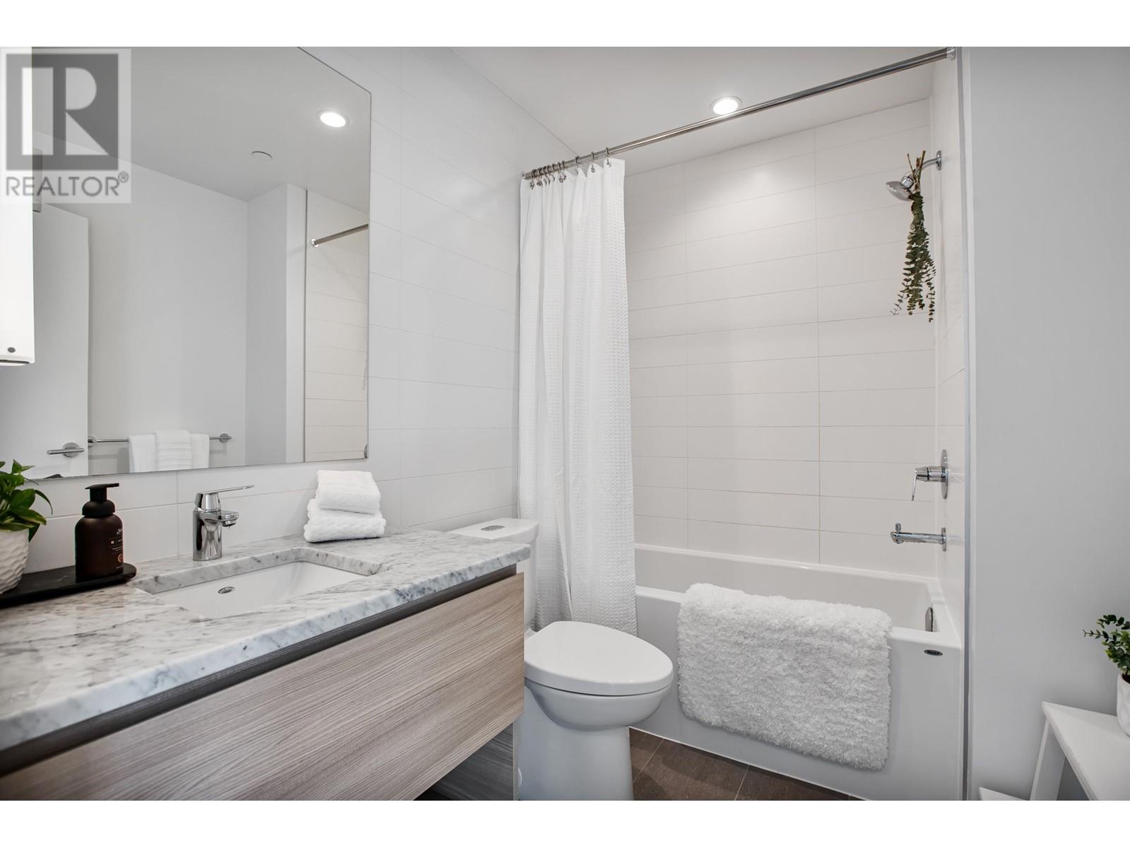 2704 652 Whiting Way, Coquitlam, British Columbia  V3J 0K3 - Photo 21 - R2863619