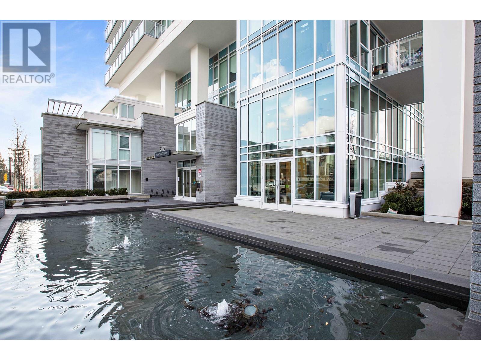 2704 652 Whiting Way, Coquitlam, British Columbia  V3J 0K3 - Photo 3 - R2863619