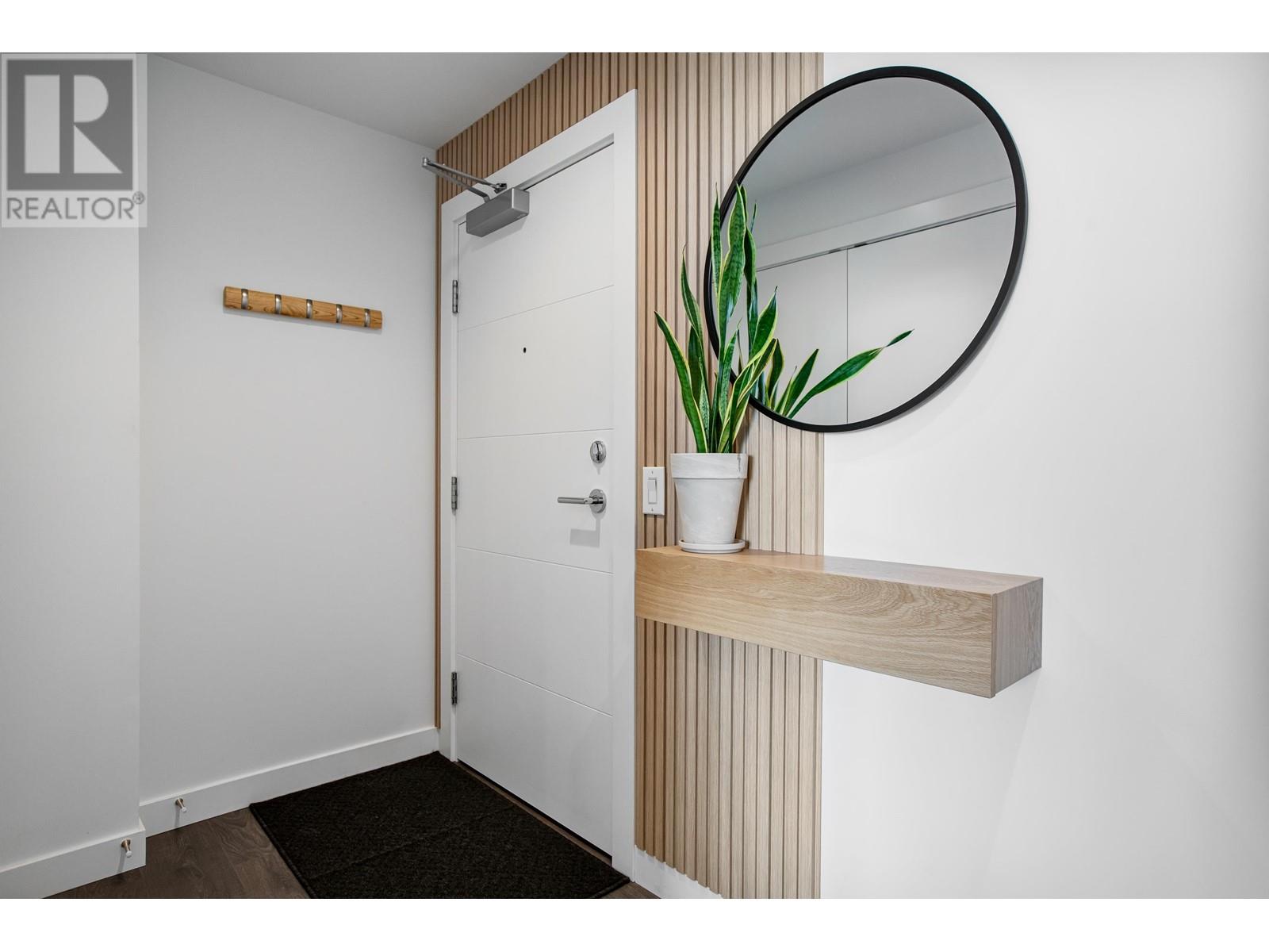2704 652 Whiting Way, Coquitlam, British Columbia  V3J 0K3 - Photo 5 - R2863619