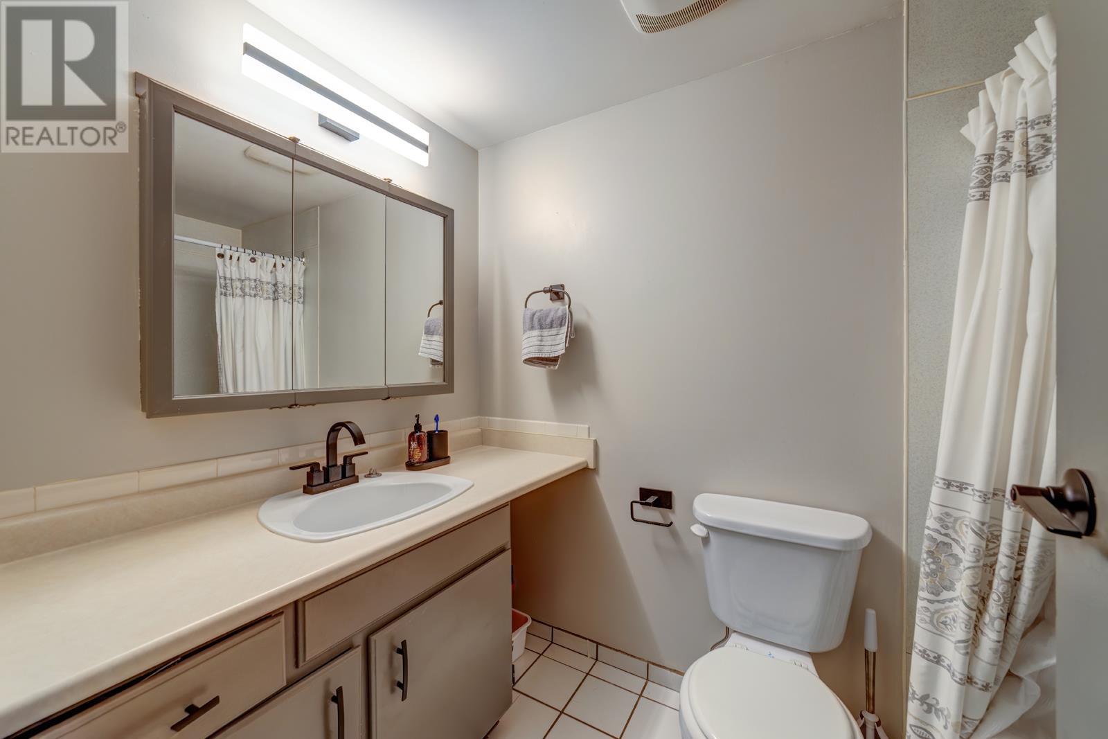 236 2033 Triumph Street, Vancouver, British Columbia  V5L 4X3 - Photo 10 - R2863652