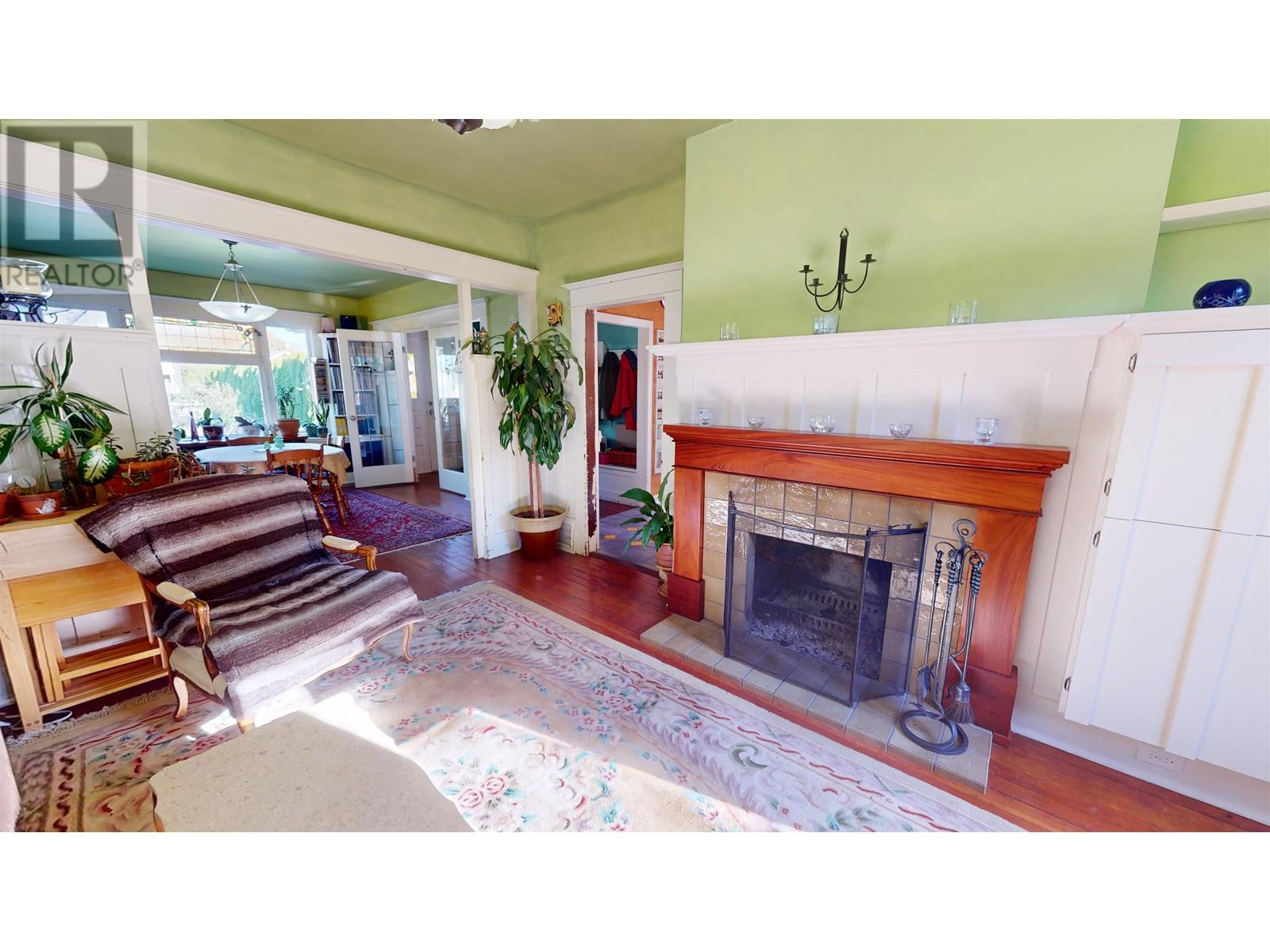 346 Webber Avenue, Vancouver, British Columbia  V5V 2G5 - Photo 4 - R2863600