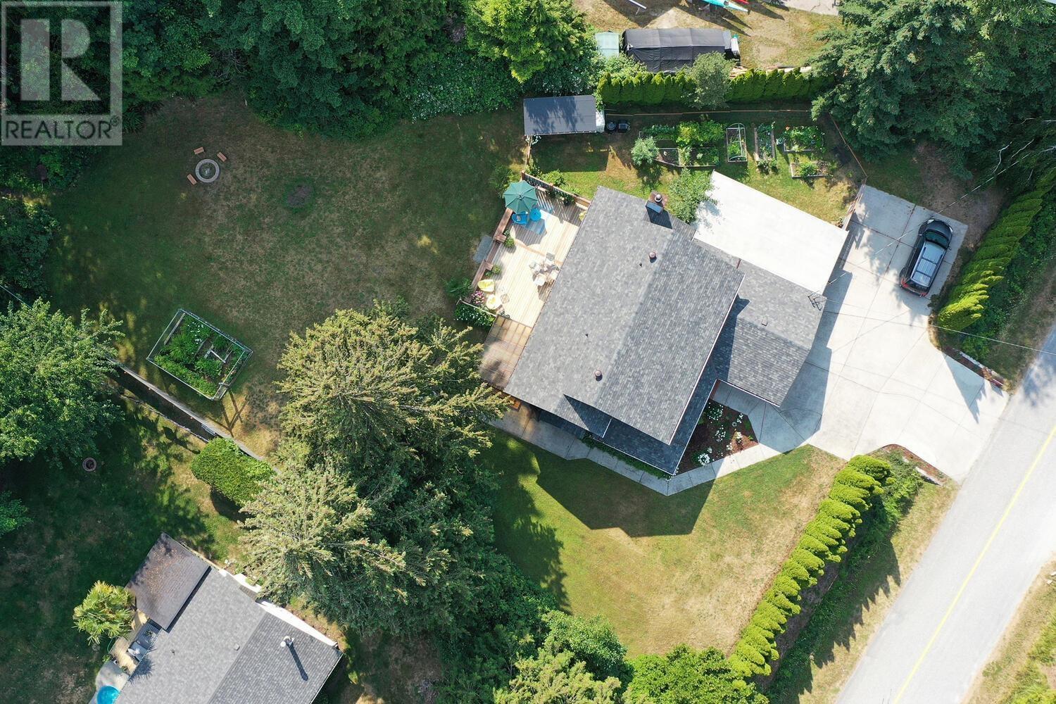 7865 Lohn Road, Halfmoon Bay, British Columbia  V7Z 1C5 - Photo 38 - R2863641