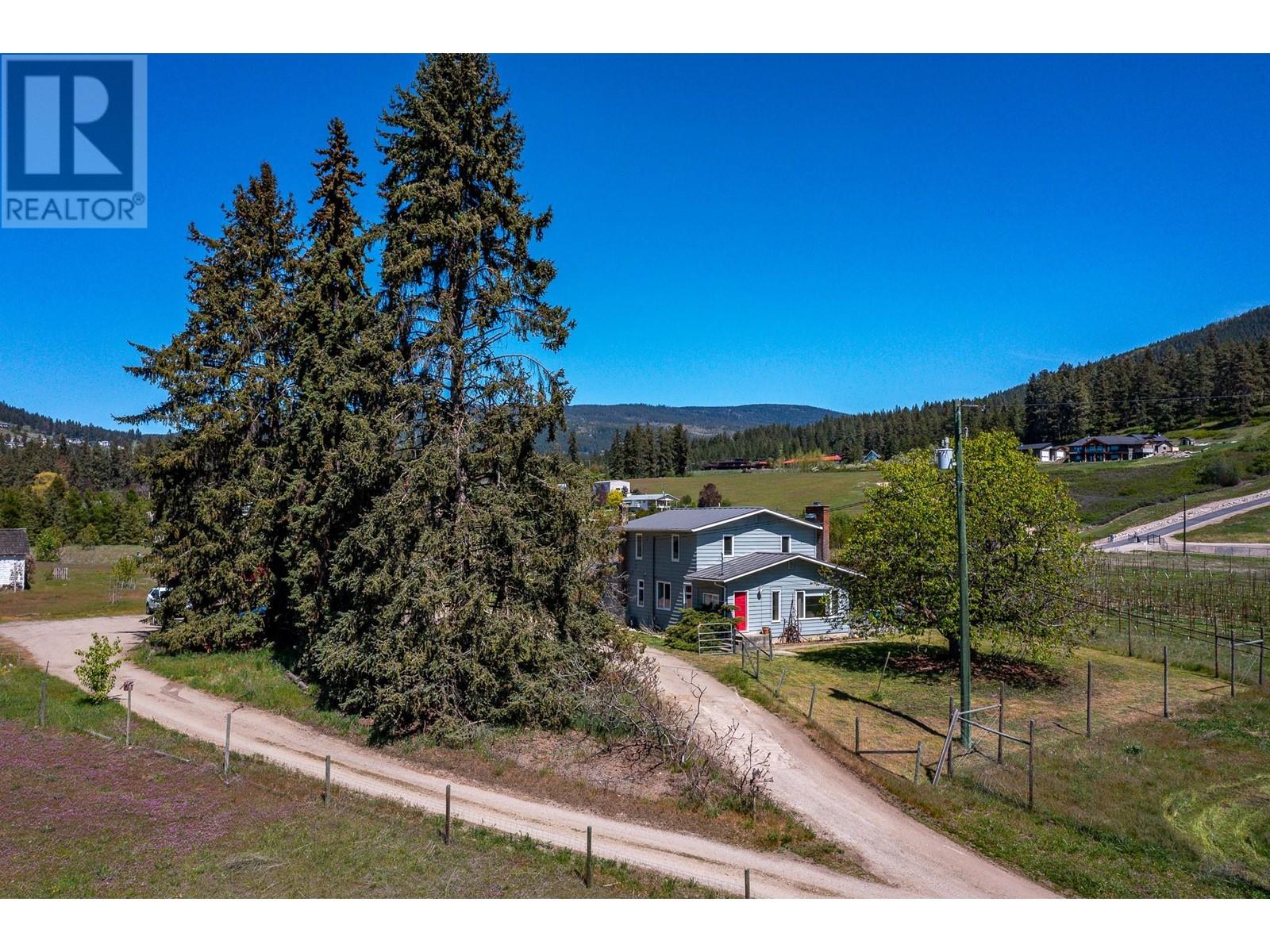 5657 Malim Road, Vernon, British Columbia  V1B 3J8 - Photo 2 - 10308318