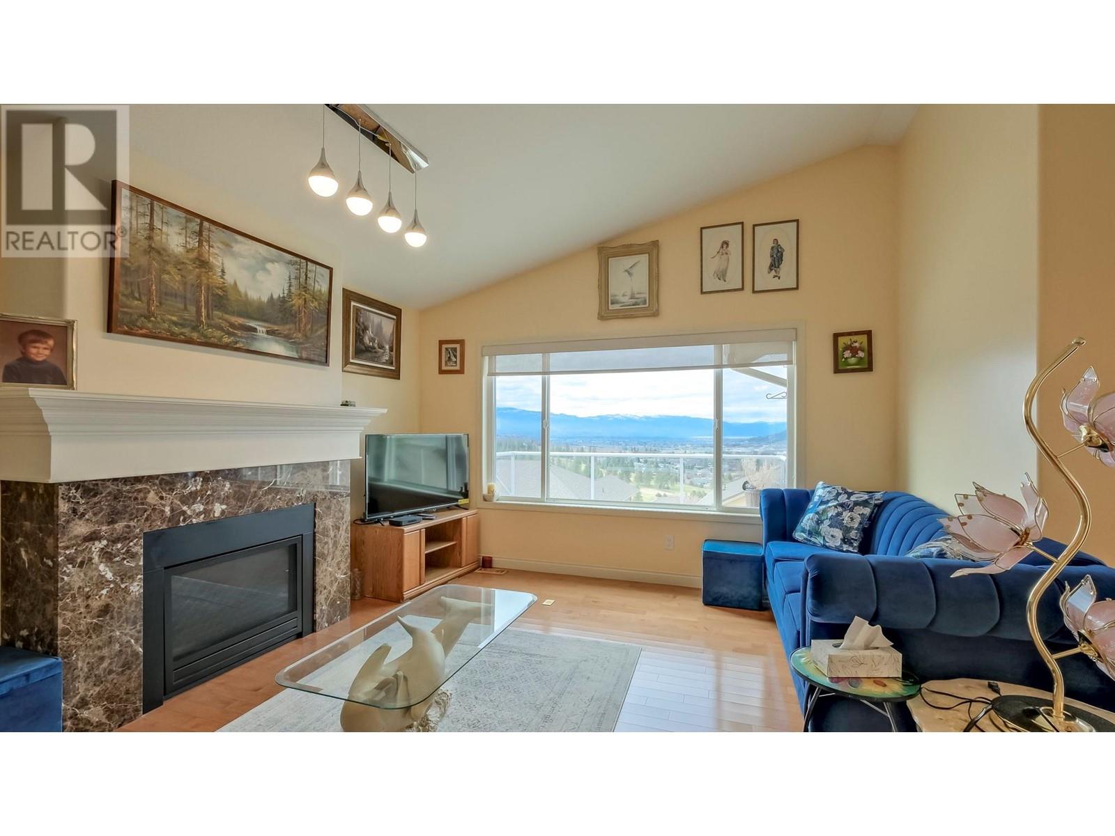 5261 Sandhills Drive Kelowna