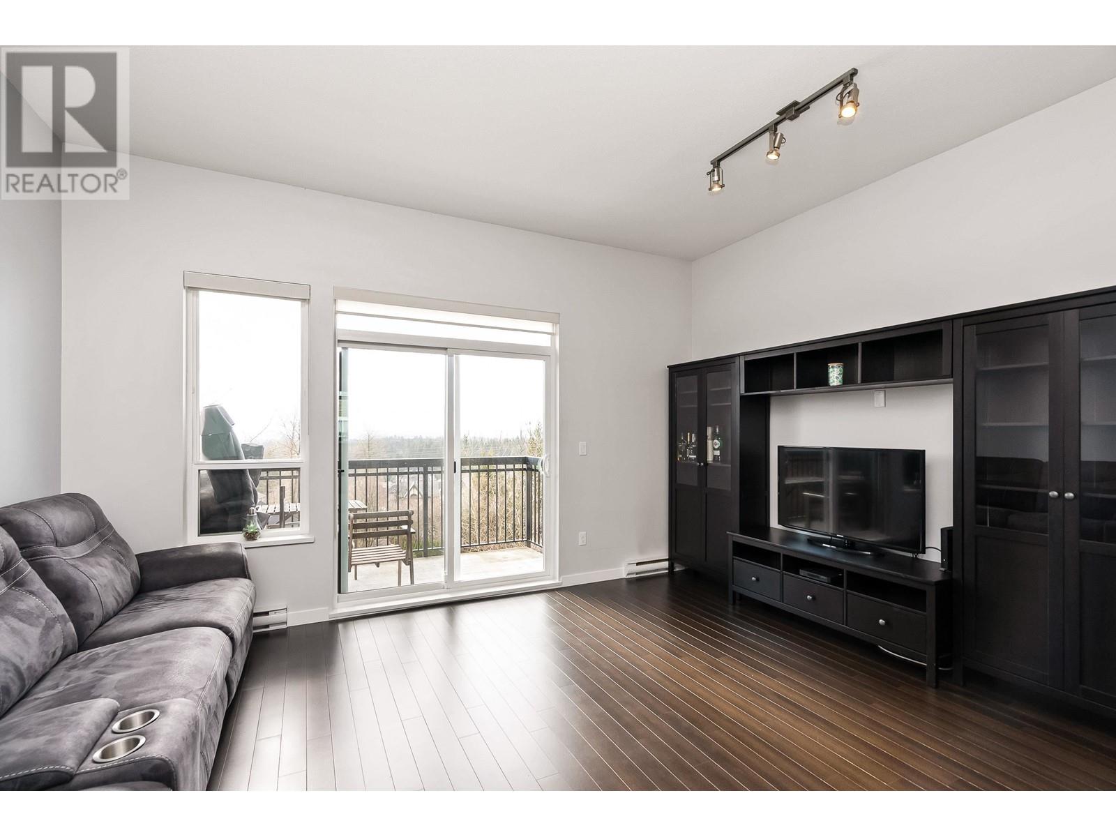 49 1295 Soball Street, Coquitlam, British Columbia  V3E 0G9 - Photo 6 - R2863571