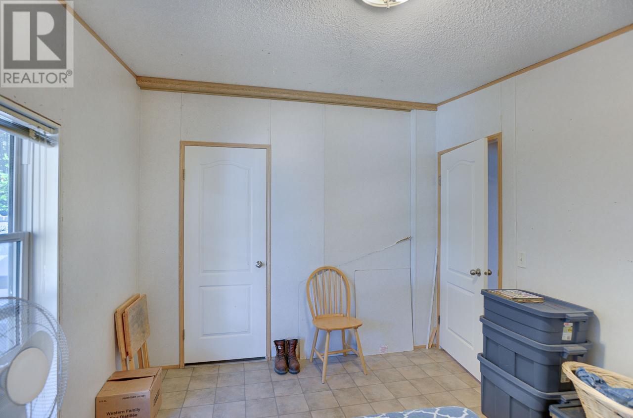 9624 Tranquille Criss Creek Rd, Kamloops, British Columbia  V2B 8B6 - Photo 20 - 177454