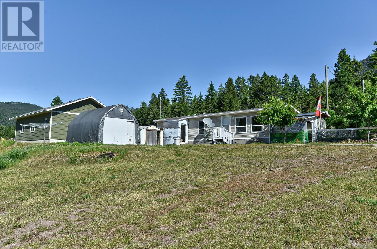 9624 Tranquille Criss Creek Rd, Kamloops, British Columbia  V2B 8B6 - Photo 35 - 177454