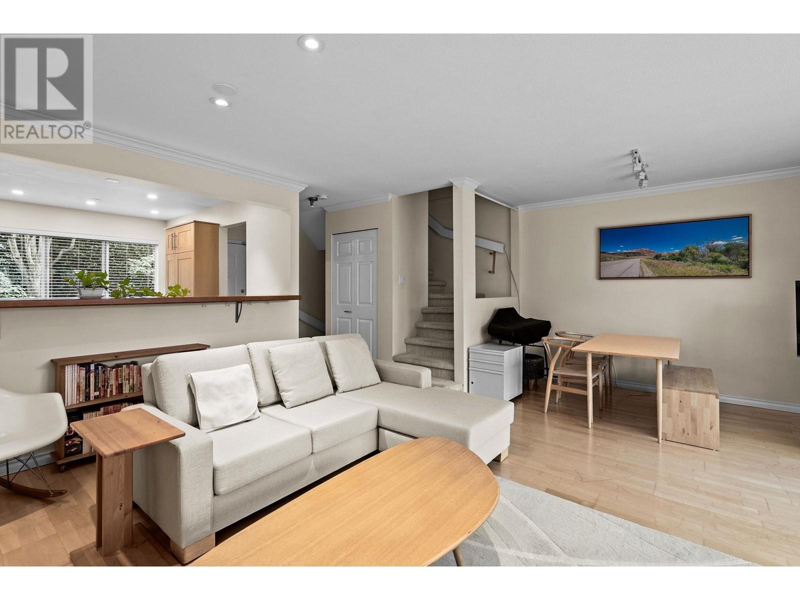 8 241 E 4th Street, North Vancouver, British Columbia  V7L 1J1 - Photo 12 - R2863688