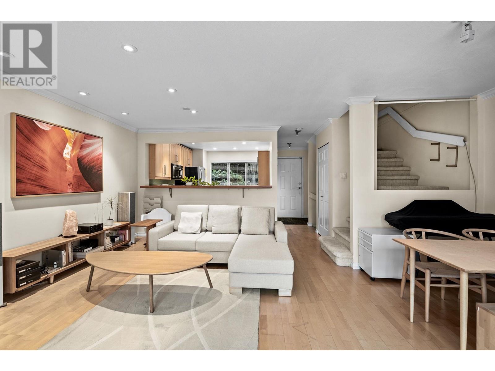 8 241 E 4th Street, North Vancouver, British Columbia  V7L 1J1 - Photo 13 - R2863688