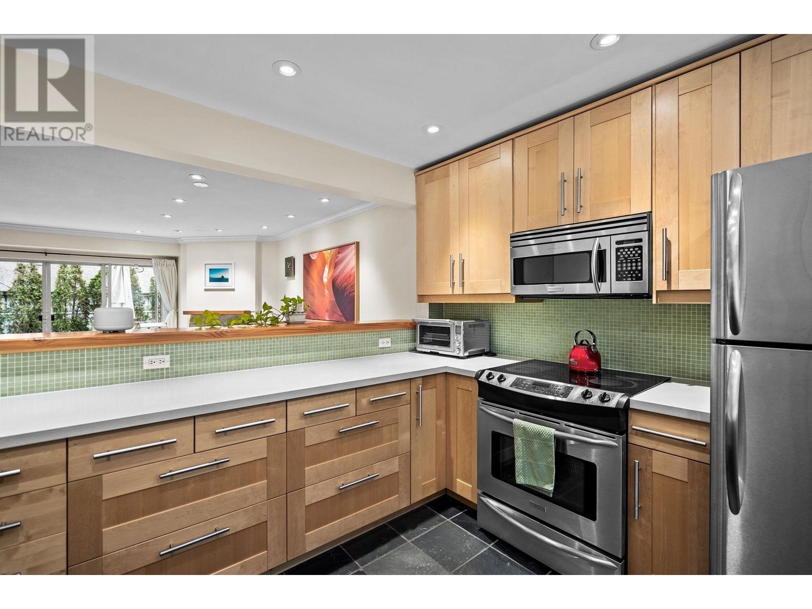 8 241 E 4th Street, North Vancouver, British Columbia  V7L 1J1 - Photo 17 - R2863688