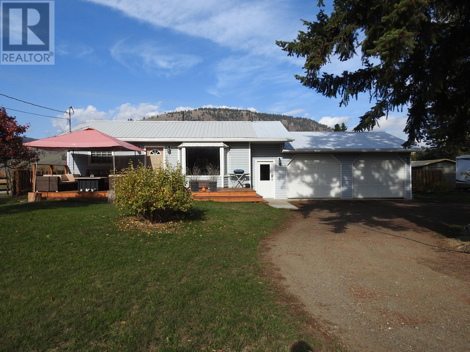 521 Whitevale Road Lumby Photo 10