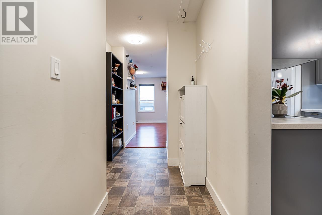 6 205 Lebleu Street, Coquitlam, British Columbia  V3K 6Z5 - Photo 6 - R2862965