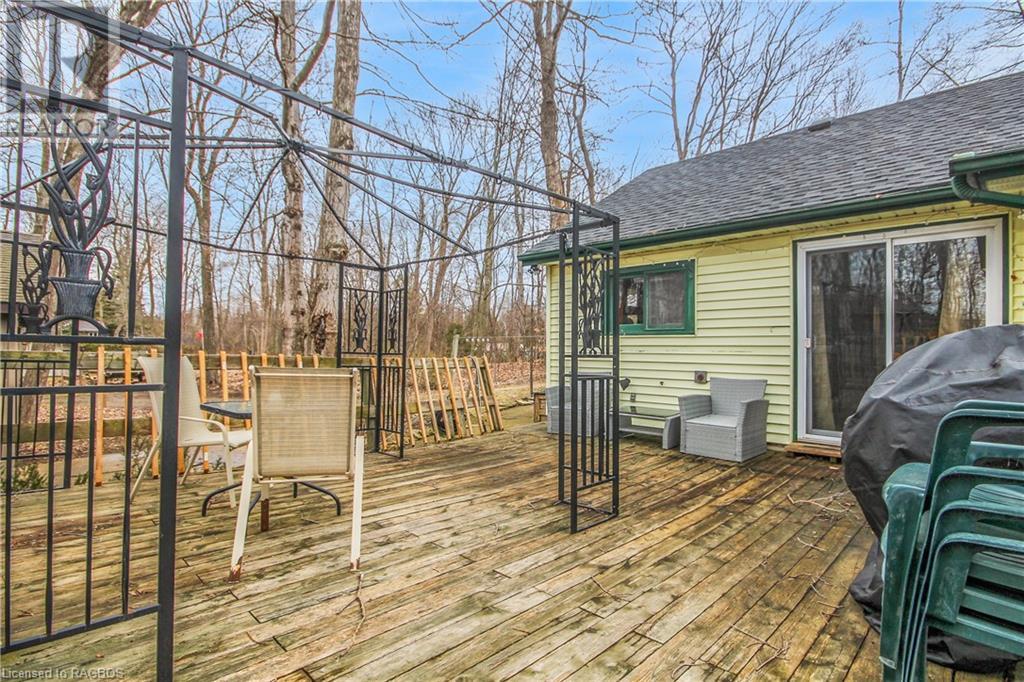 425 Huron Road, Red Bay, Ontario  N0H 1X0 - Photo 39 - 40560892