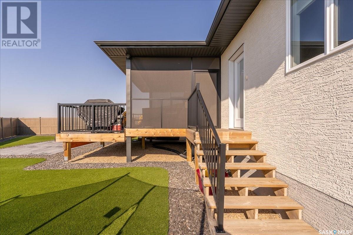 38 Broda Terrace, Moose Jaw, Saskatchewan  S6J 0E1 - Photo 36 - SK963239