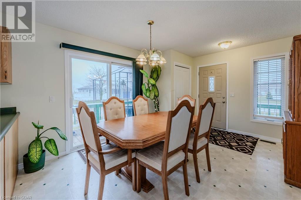 136 Parkview Circle, Moorefield, Ontario  N0G 2K0 - Photo 8 - 40560786