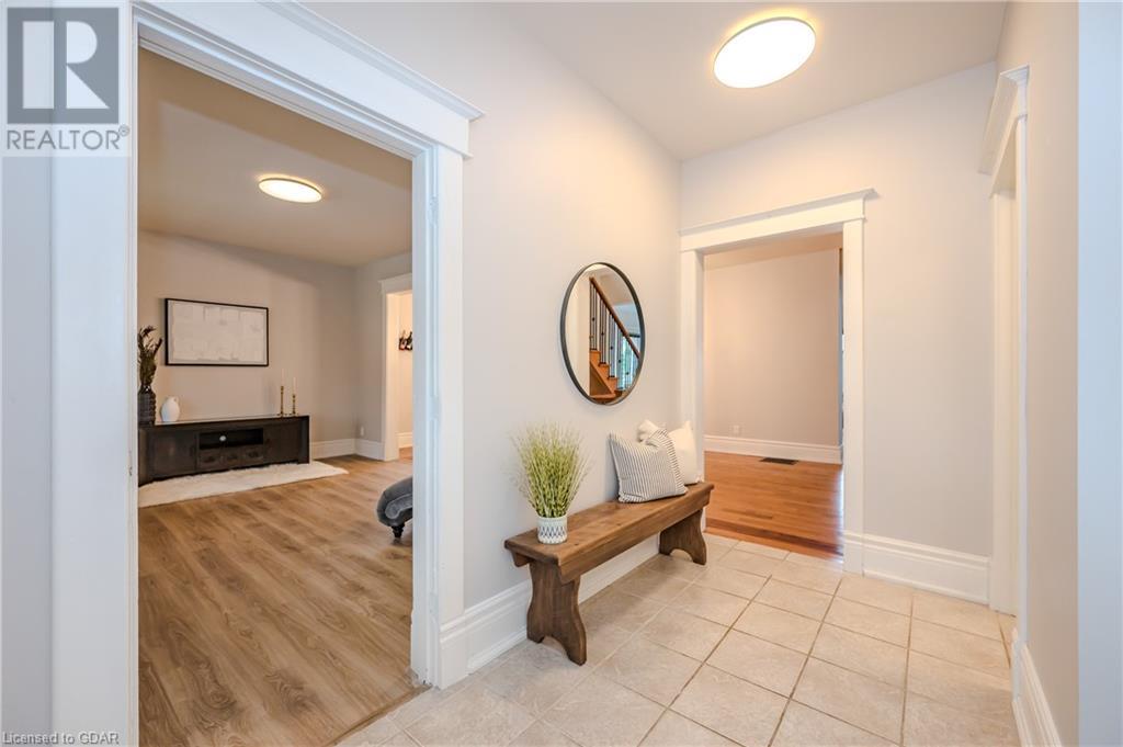 42 Alma Street S, Guelph, Ontario  N1H 5W7 - Photo 5 - 40561640
