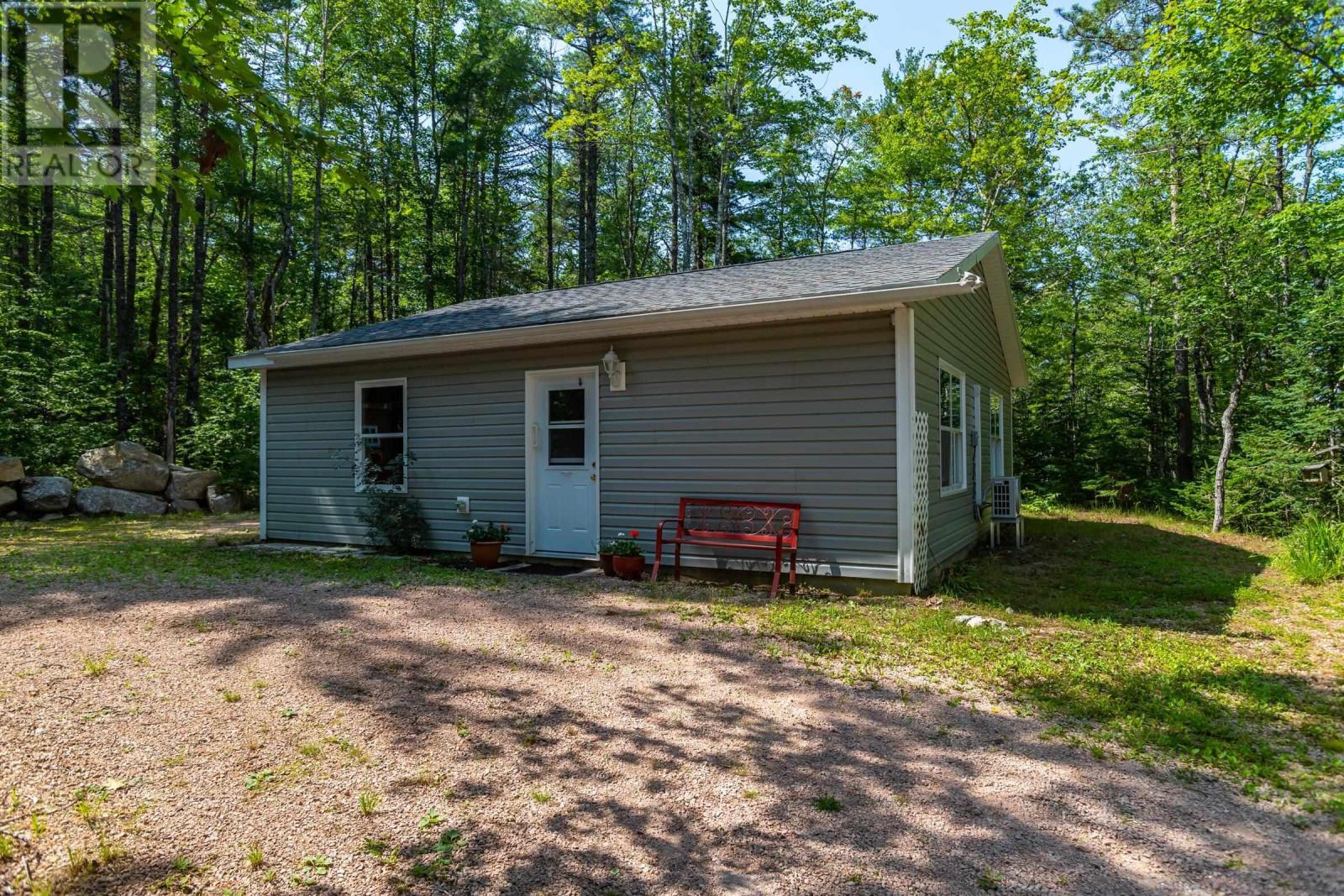 226 Chipman Lane, Waterloo Lake, Nova Scotia  B0S 1P0 - Photo 10 - 202405644